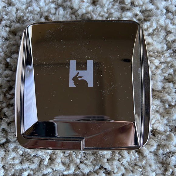 Hourglass Makeup Hourglass Ambient Lighting Edit Mini Sculpture
